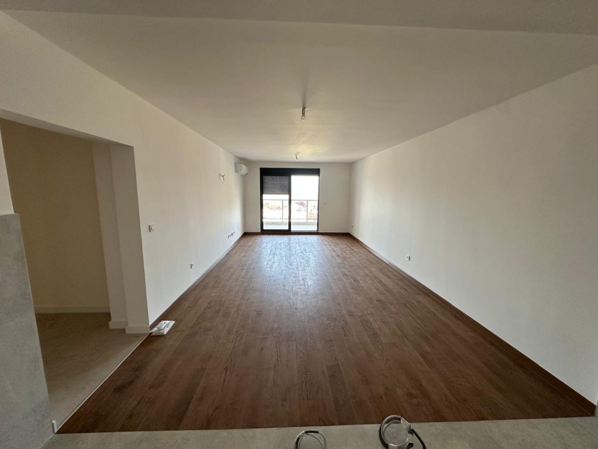 Three-room apartment for sale in Baku Street, Podgorica